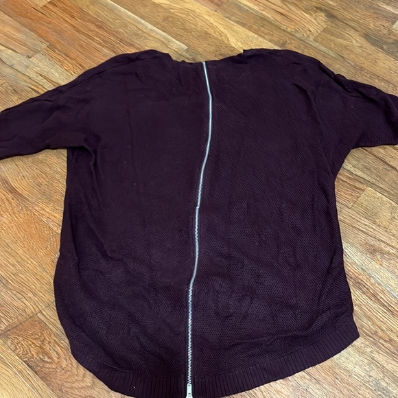 Express sweater! - Picture 5 of 5